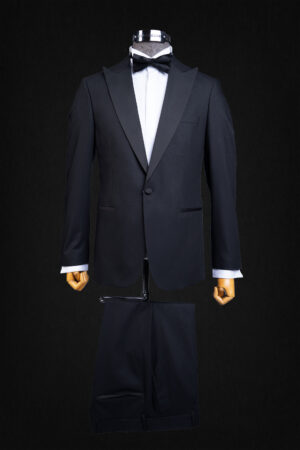 BLACK TUXEDO SUIT