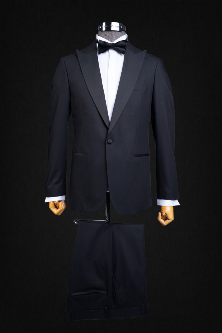 BLACK TUXEDO SUIT