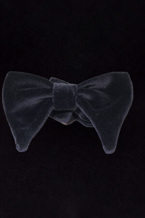 VELVET BLACK BOWTIE