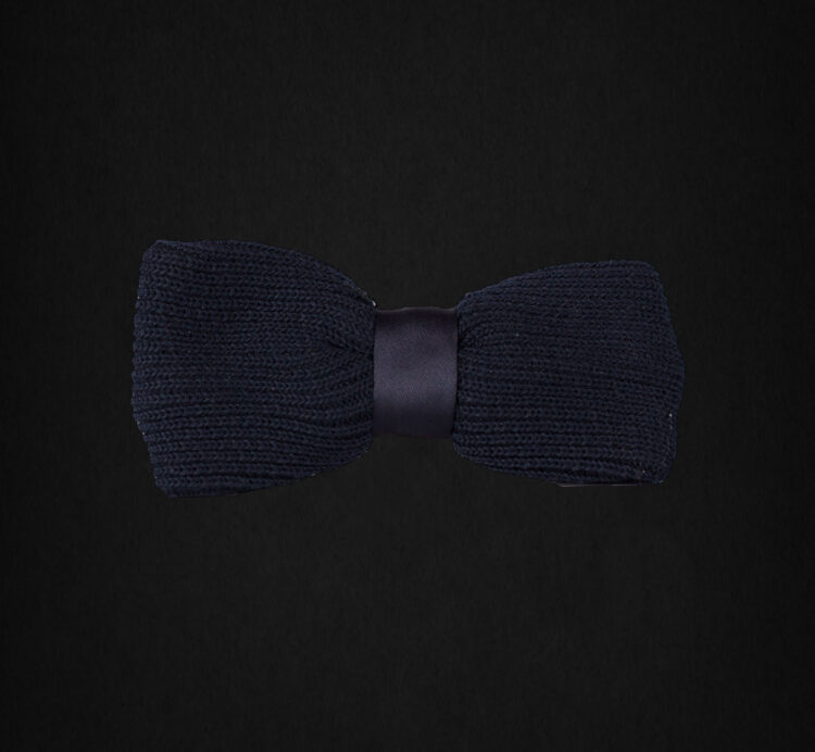 KNITTED D.BLUE STRIPED BOWTIE