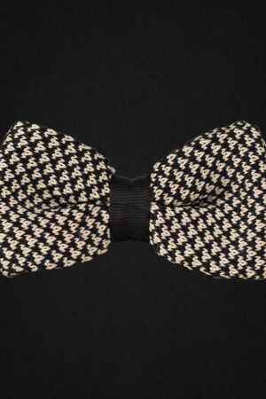 KNITTED BLACK/WHITE BOWTIE
