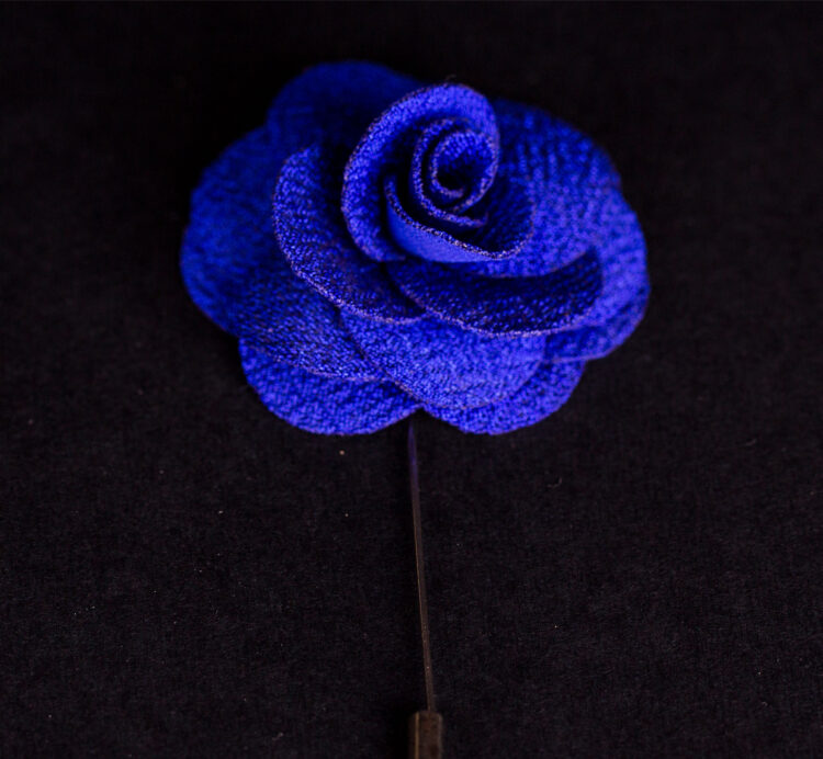 MICROFIBER BLUE LAPEL FLOWER