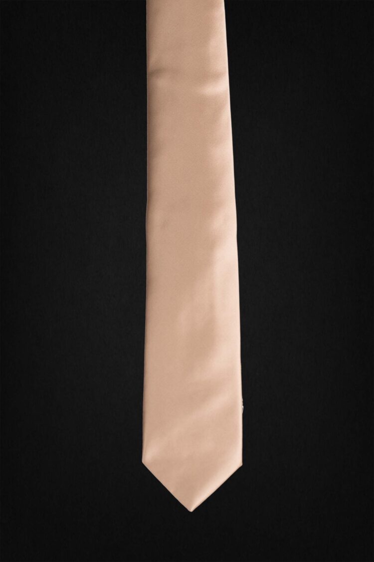 PLAIN LIGHT GOLD TIE