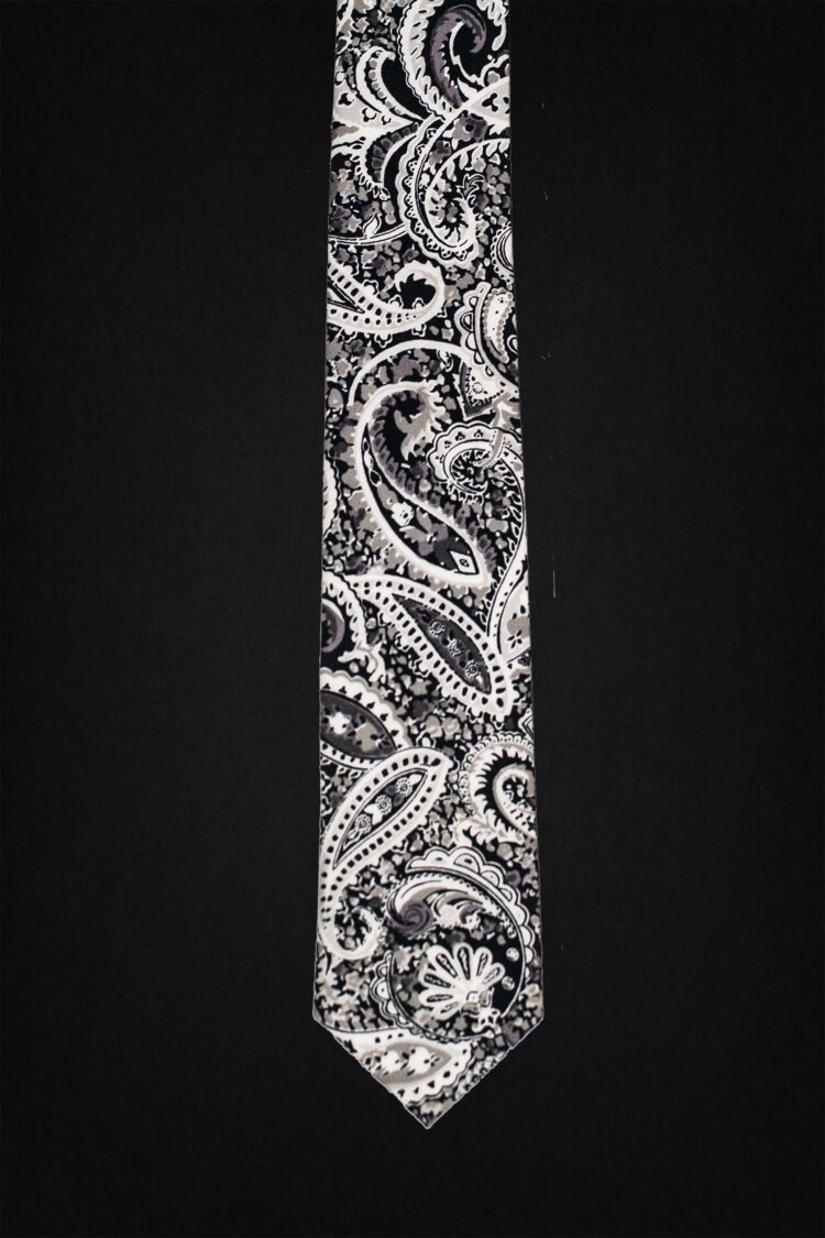 PAISLEY BLACK TIE