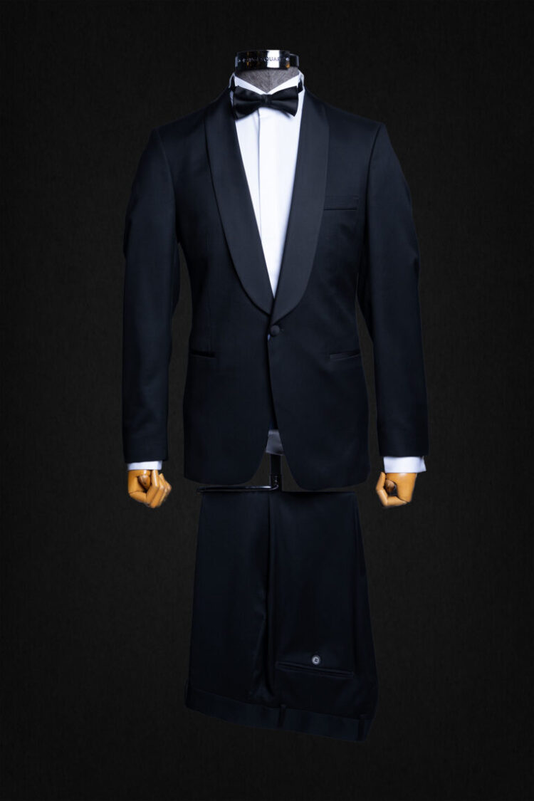 BLACK TUXEDO SUIT