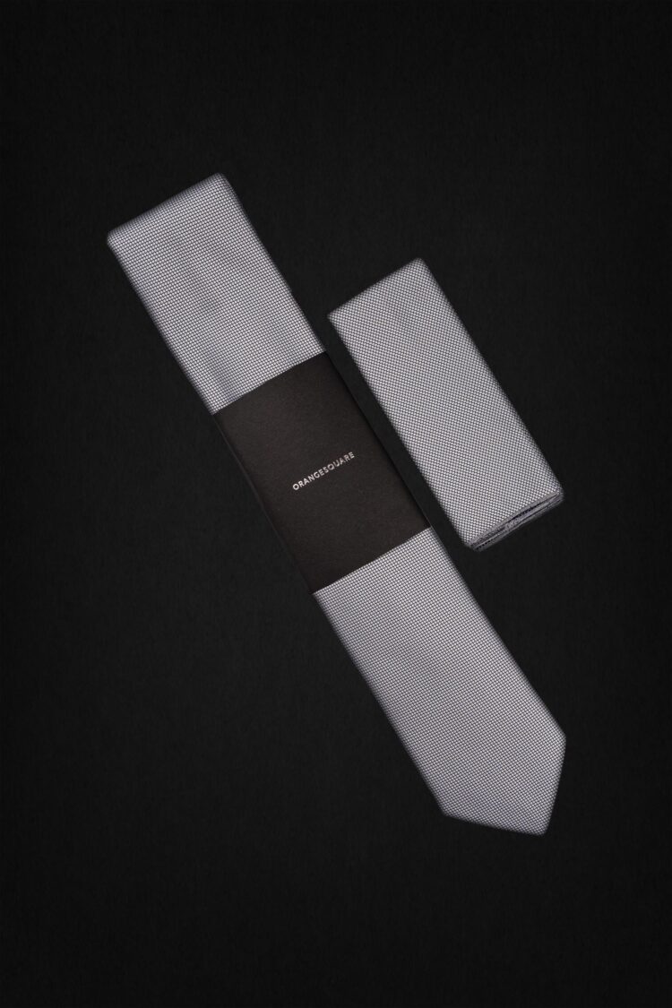 SMALL CHECK GRAY TIE