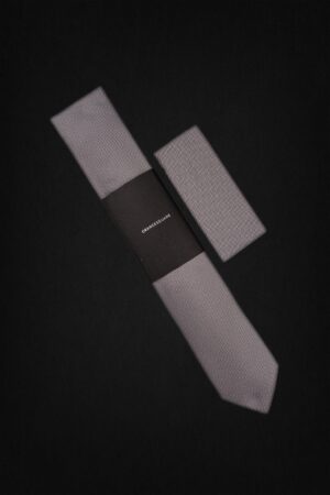 SMALL CHECK GRAY TIE