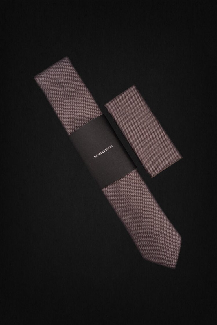 SMALL CHECK BROWN TIE