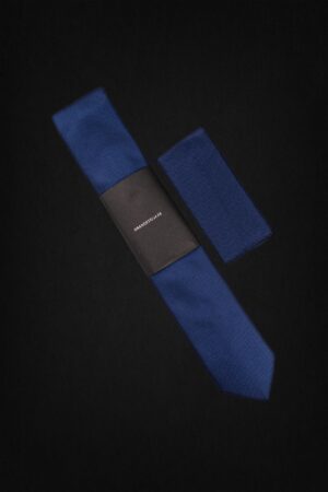 SMALL CHECK DARK BLUE TIE