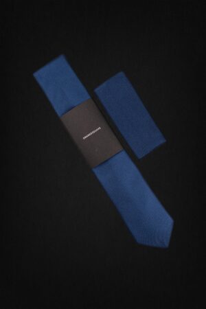 SMALL CHECK BLUE TIE