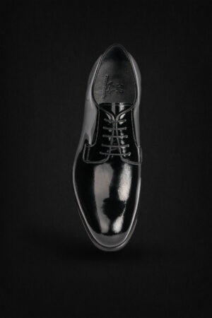 PATENT DERBY LACE UP BLACK SHOE