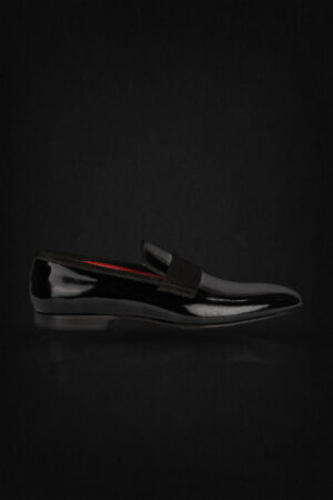 PATENT LEATHER BLACK SHOE