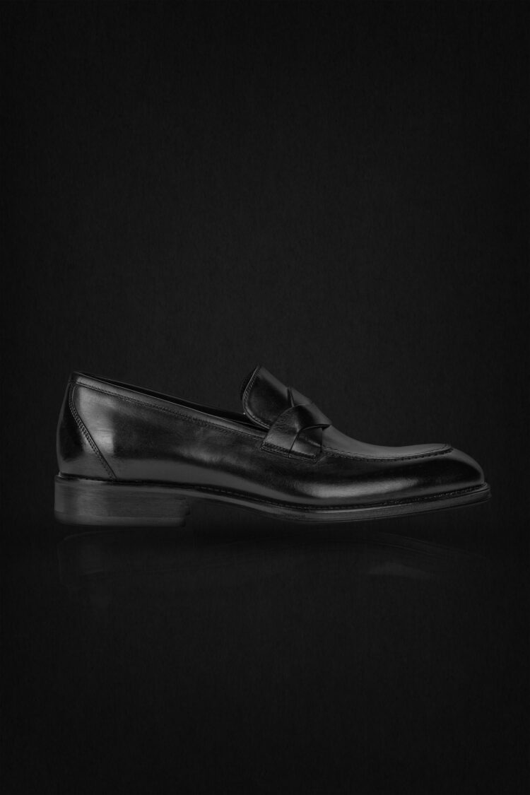 DERBY BLACK PENNY LOAFER