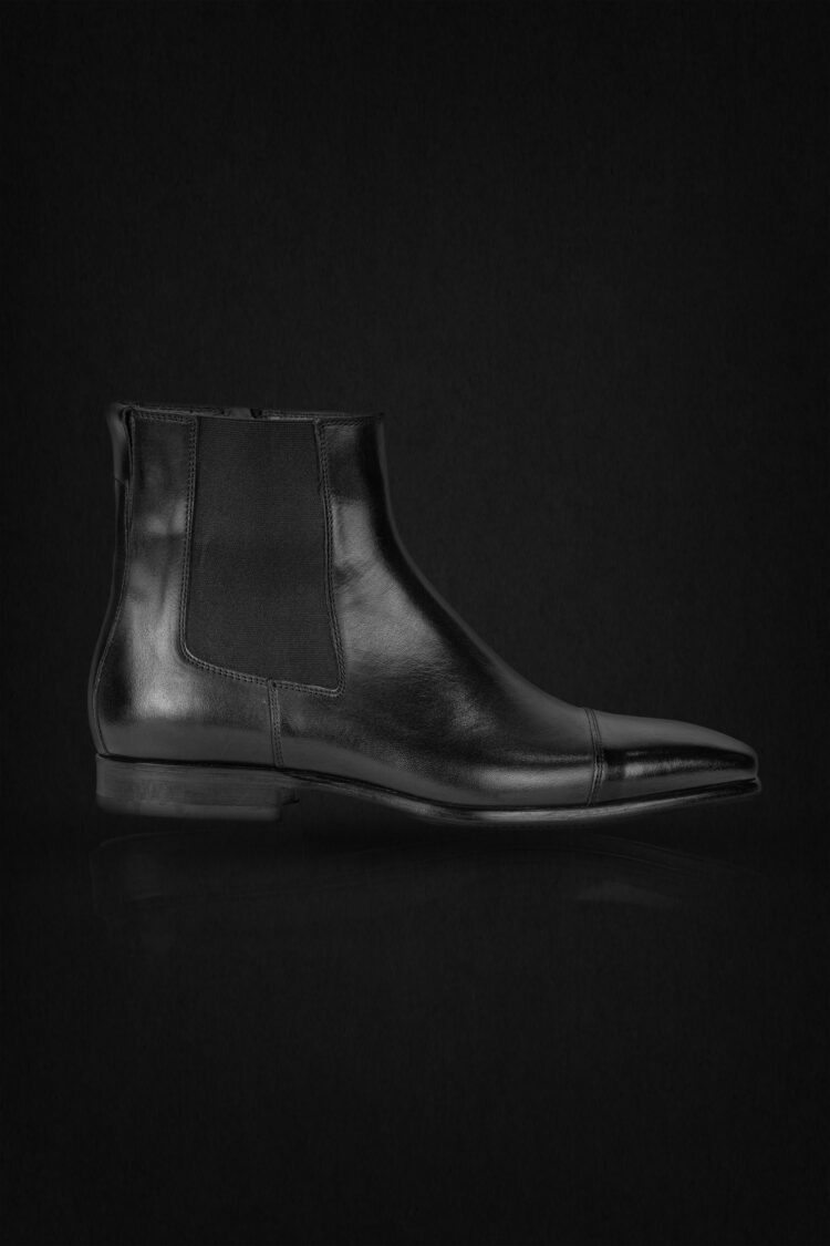 CHELSEA BLACK BOOT