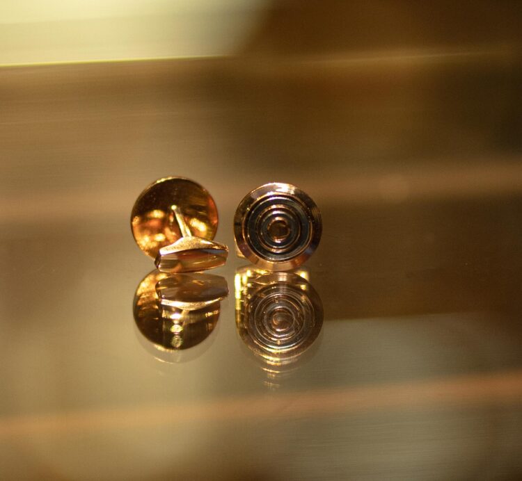 RING GOLD CUFFLINK