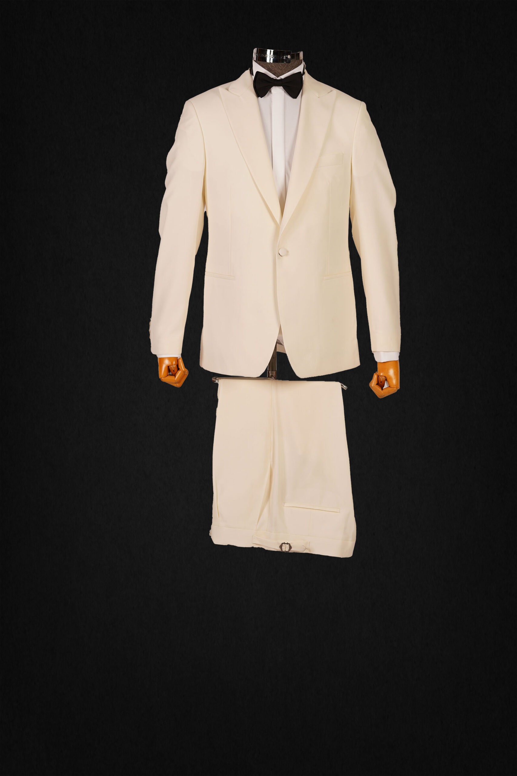 OFF WHITE TUXEDO SUIT